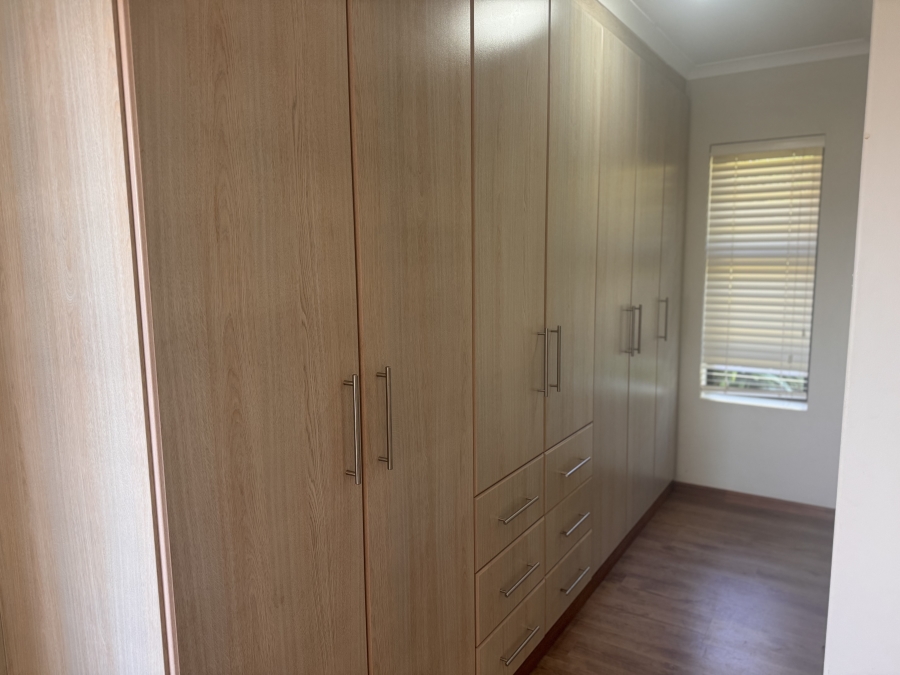 4 Bedroom Property for Sale in Monte Christo Western Cape